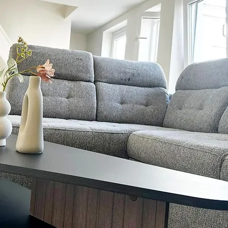 Lägenhet Private Room In 5Br Shared Aprt, Near City Center With Wifi Gent