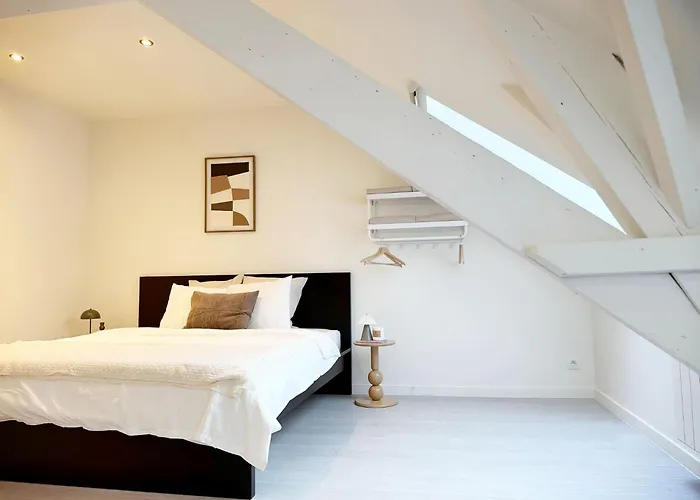 Apartamento Private In 5br & 1lr Shared Aprt, Near Center With Kitchen & Wifi